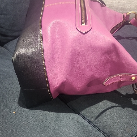 Dooney & Bourke Fuchsia and Black Hobo Bag - Picture 5 of 10